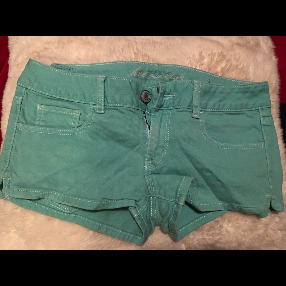 Light green American eagle shorts!